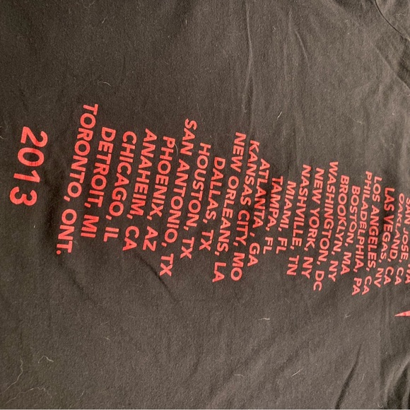 2013’ Yeezus Tour (Authentic) Shirt - Picture 5 of 7